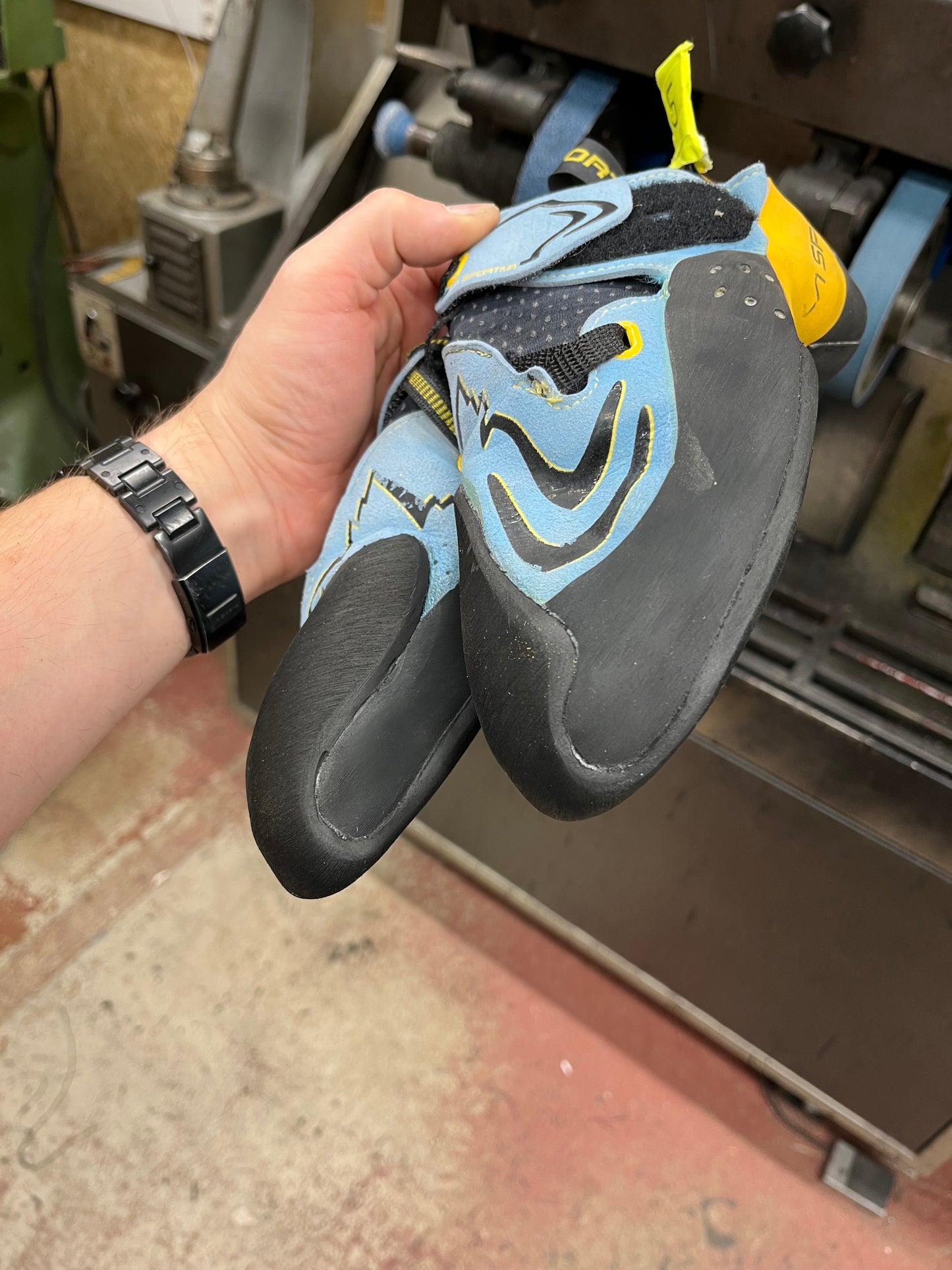 Kiipeilykenkien No Edge pohjaus